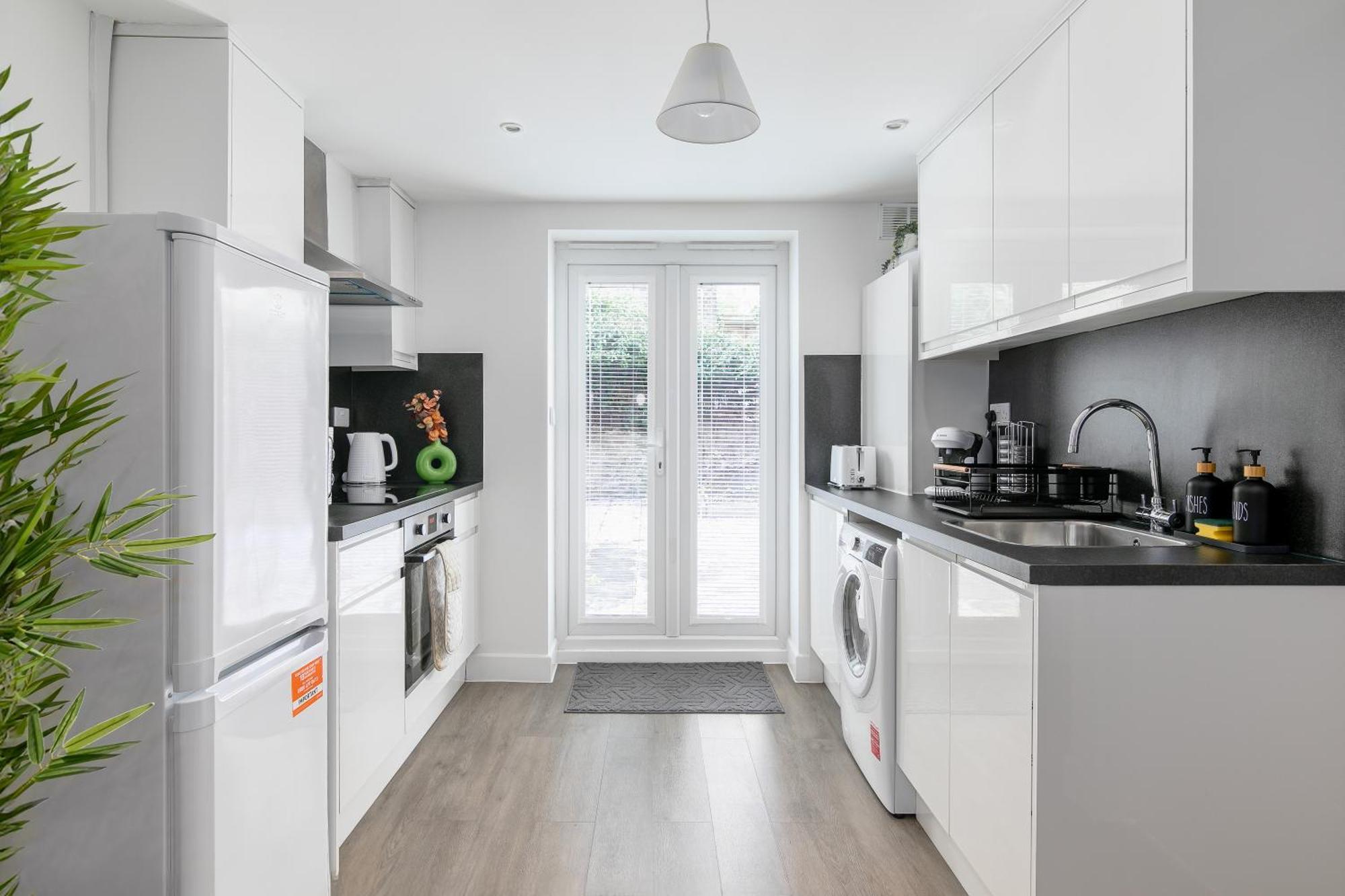 Flat In Queens Park Londra Exterior foto
